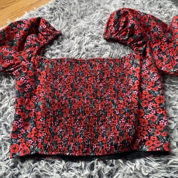 ZARA Floral Puff Sleeve Heart Shape Top Size Large - Picture 10 of 15